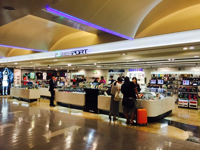 桃園空港内のガジェット系免税店POWER PORT