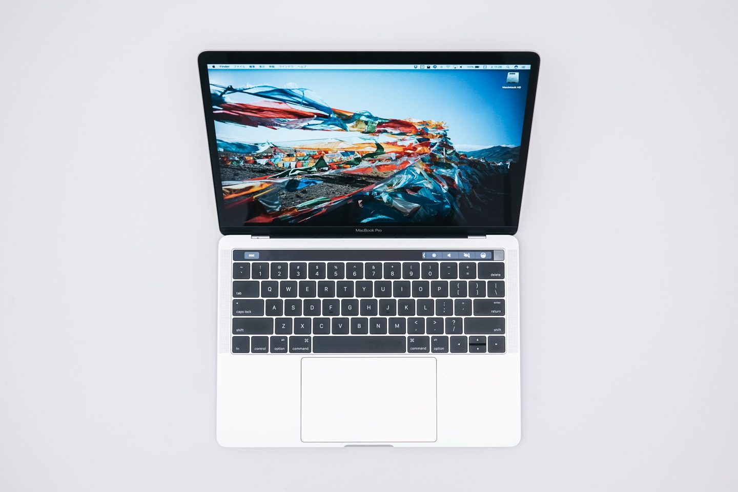 Macbook pro '13 2016 Touch Barモデルを購入、買い替えた6つの理由